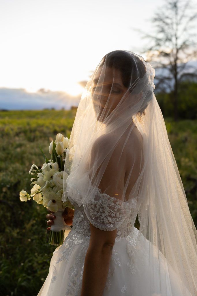 bouquet de mariée tulipe domaine saint nicolas Ponteilla