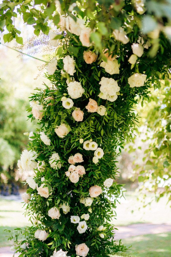arche en U fleurs mariage Perpignan roses